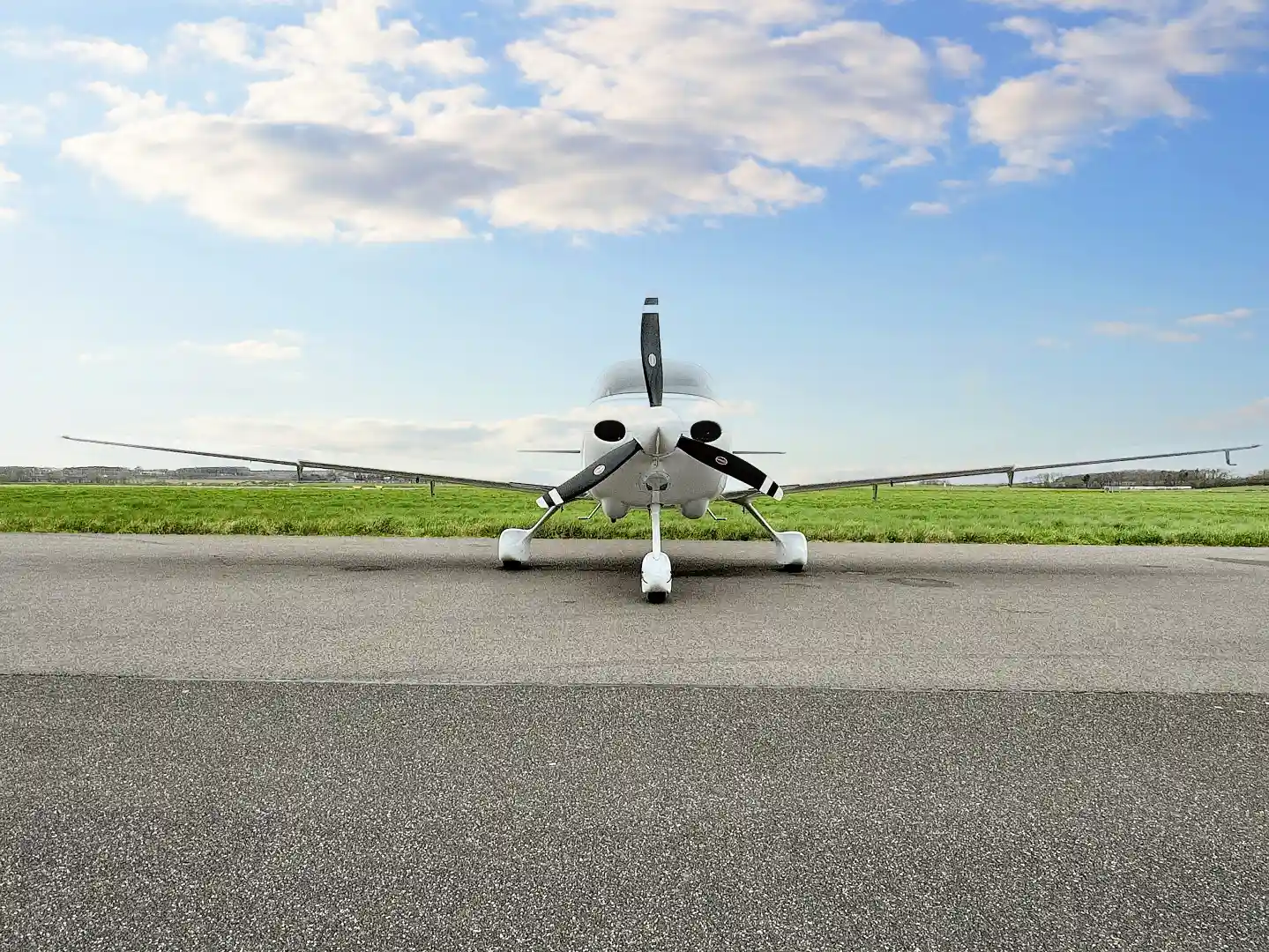 2015 Cirrus SR20 for Fractional | Aircraft101
