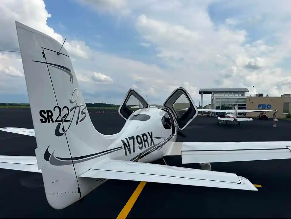 2006 Cirrus SR22 for Sale | Aircraft101