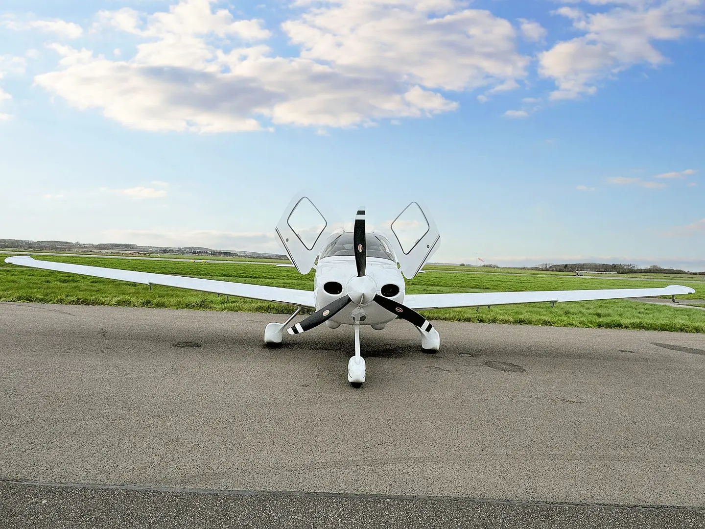 2015 Cirrus SR20 for Fractional | Aircraft101