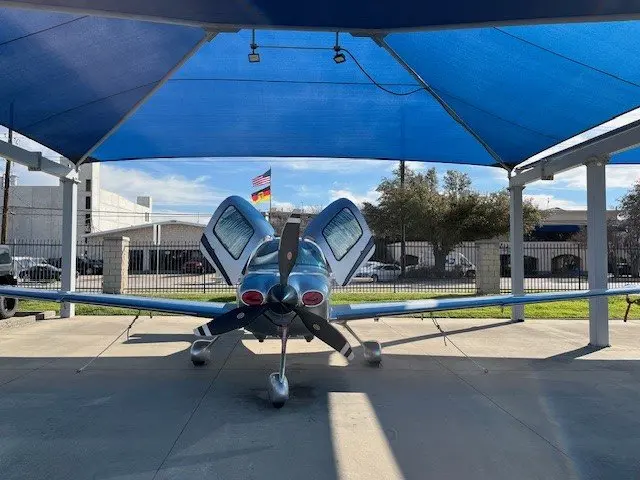 Cirrus SR22